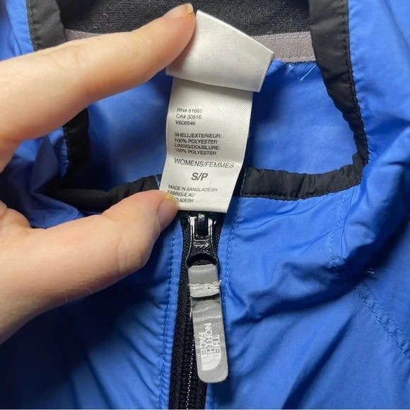 The North Face Women blue and black full zip fannu pack windbreaker jacket in S - Picture 4 of 10